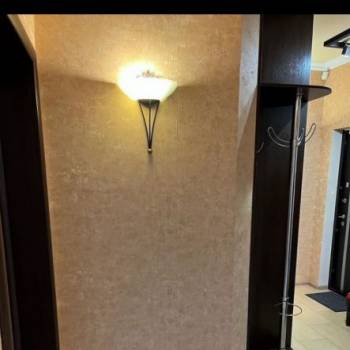 Сдается 2-х комнатная квартира, 75 м²