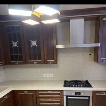 Сдается 2-х комнатная квартира, 75 м²