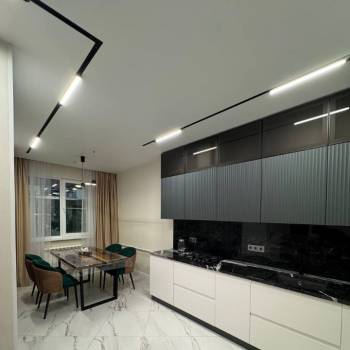 Сдается 2-х комнатная квартира, 80 м²