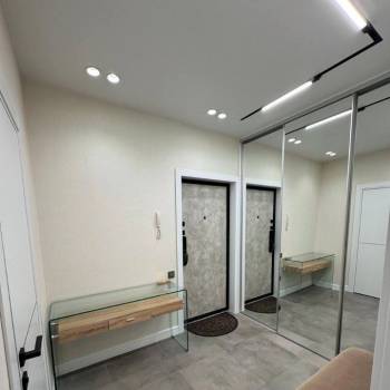 Сдается 2-х комнатная квартира, 80 м²
