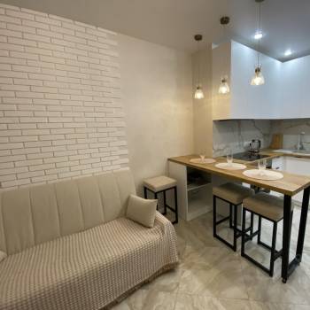 Продается 1-комнатная квартира, 35 м²