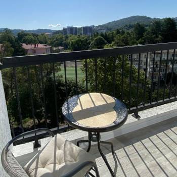 Продается 1-комнатная квартира, 35 м²