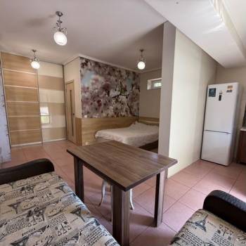 Сдается 1-комнатная квартира, 42 м²