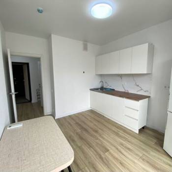 Продается 1-комнатная квартира, 33 м²