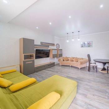 Сдается Многокомнатная квартира, 150 м²