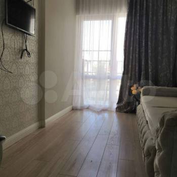 Продается Многокомнатная квартира, 76 м²