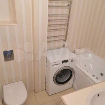 Продается Многокомнатная квартира, 76 м²