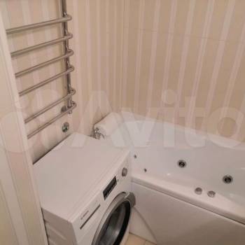 Продается Многокомнатная квартира, 76 м²