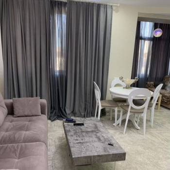 Сдается 1-комнатная квартира, 40 м²