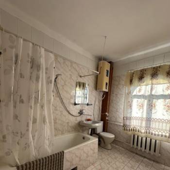 Сдается Многокомнатная квартира, 150 м²