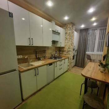 Продается 2-х комнатная квартира, 60 м²