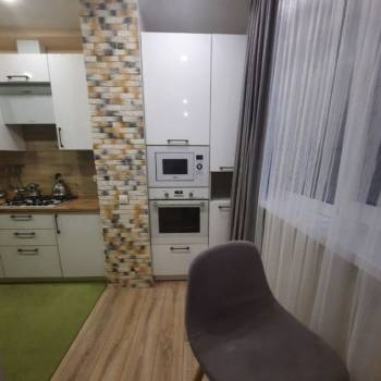 Продается 2-х комнатная квартира, 60 м²