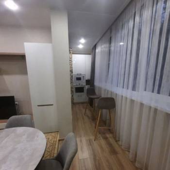 Продается 2-х комнатная квартира, 60 м²