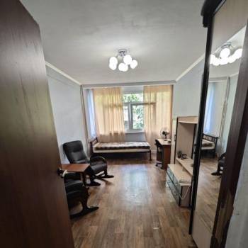 Сдается Многокомнатная квартира, 18 м²