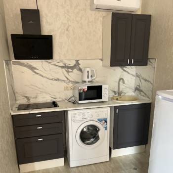 Сдается 1-комнатная квартира, 80 м²