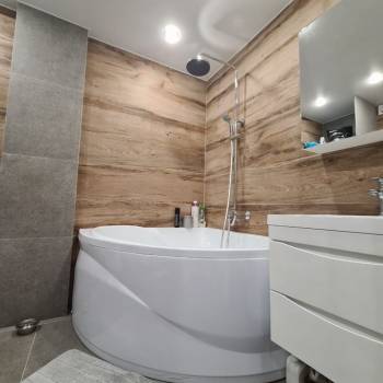 Продается 2-х комнатная квартира, 48 м²