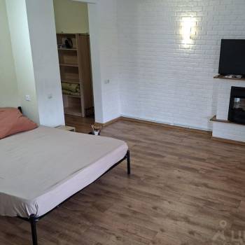 Продается Многокомнатная квартира, 85 м²