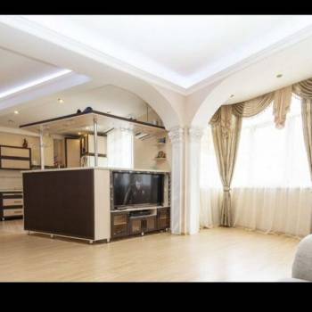 Продается 2-х комнатная квартира, 65 м²