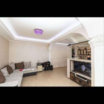 Продается 2-х комнатная квартира, 65 м²