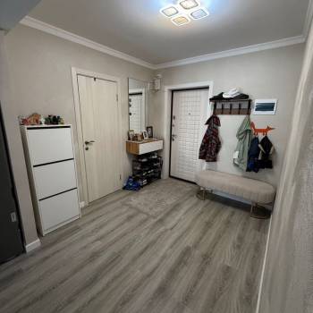 Продается 1-комнатная квартира, 56,6 м²