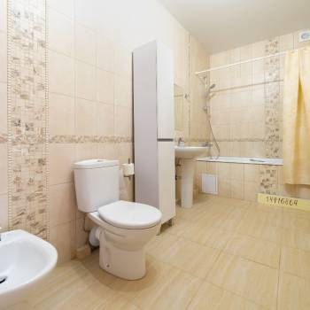 Сдается 2-х комнатная квартира, 81 м²