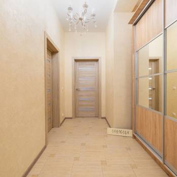 Сдается 2-х комнатная квартира, 81 м²