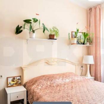 Продается 3-х комнатная квартира, 54 м²