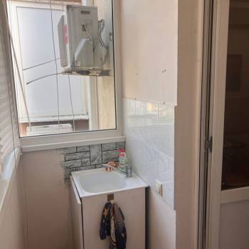 Продается 1-комнатная квартира, 18 м²