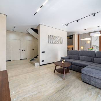 Продается Дом, 160 м²