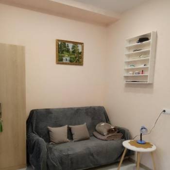 Продается 1-комнатная квартира, 18 м²