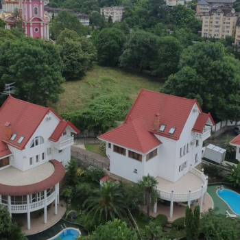Продается 1-комнатная квартира, 28 м²