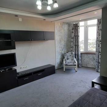 Продается 1-комнатная квартира, 35 м²