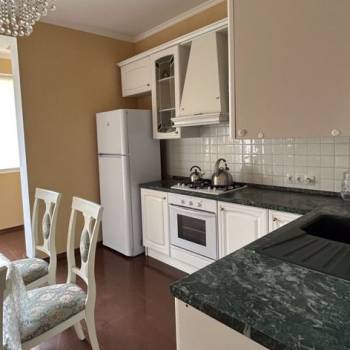 Сдается 2-х комнатная квартира, 87,6 м²