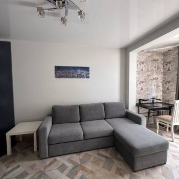 Продается 1-комнатная квартира, 33 м²