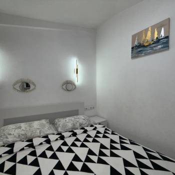 Продается 1-комнатная квартира, 17 м²