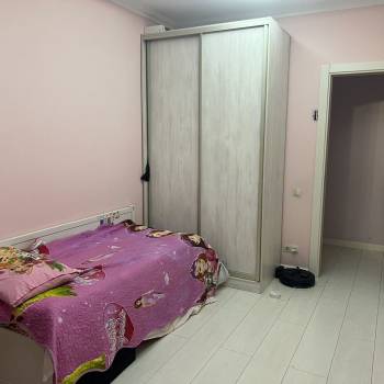 Продается Многокомнатная квартира, 96 м²
