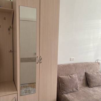 Продается 1-комнатная квартира, 18 м²