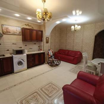 Сдается 2-х комнатная квартира, 65 м²