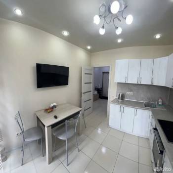 Сдается 1-комнатная квартира, 37 м²
