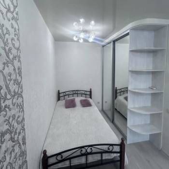 Сдается 1-комнатная квартира, 37 м²