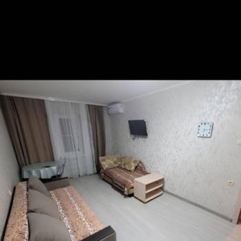 Сдается 1-комнатная квартира, 35 м²