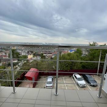 Продается Многокомнатная квартира, 90 м²