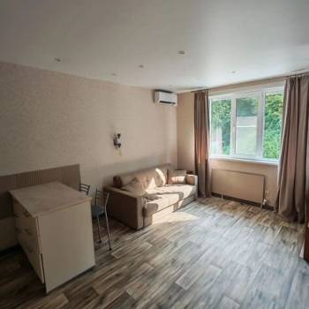 Продается 1-комнатная квартира, 28,4 м²