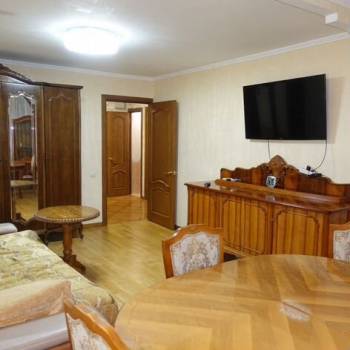 Сдается 2-х комнатная квартира, 65 м²