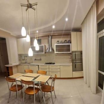 Продается 3-х комнатная квартира, 120 м²