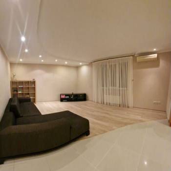 Продается 3-х комнатная квартира, 120 м²