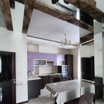 Сдается 2-х комнатная квартира, 75 м²
