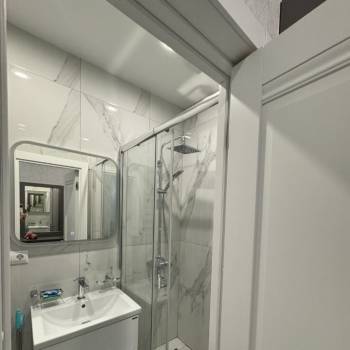 Продается 1-комнатная квартира, 38 м²
