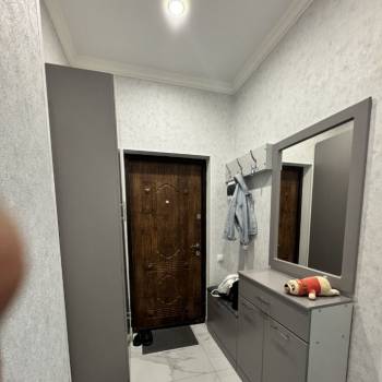 Продается 1-комнатная квартира, 38 м²