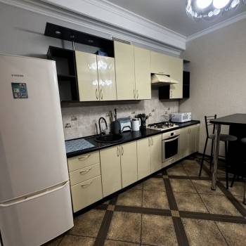 Сдается 2-х комнатная квартира, 56 м²